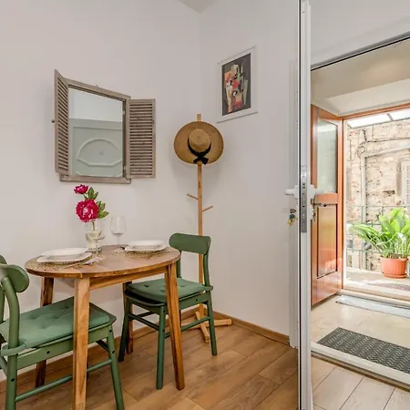 Apartment Dar Mar *