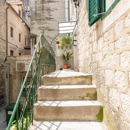 Dar Mar Split